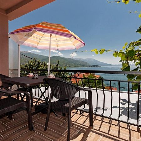 The Lakeside Haven 奥赫里德 外观 照片
